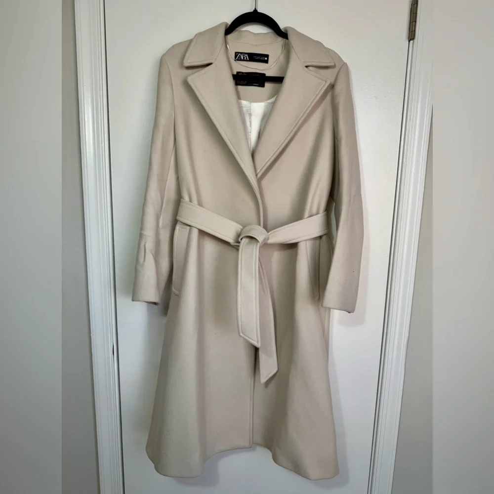 Zara premium quality beige wool coat with belt in size small